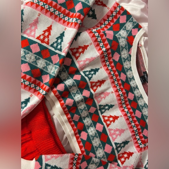 Sweaters - Cropped sweaters and shorts 3 piece set